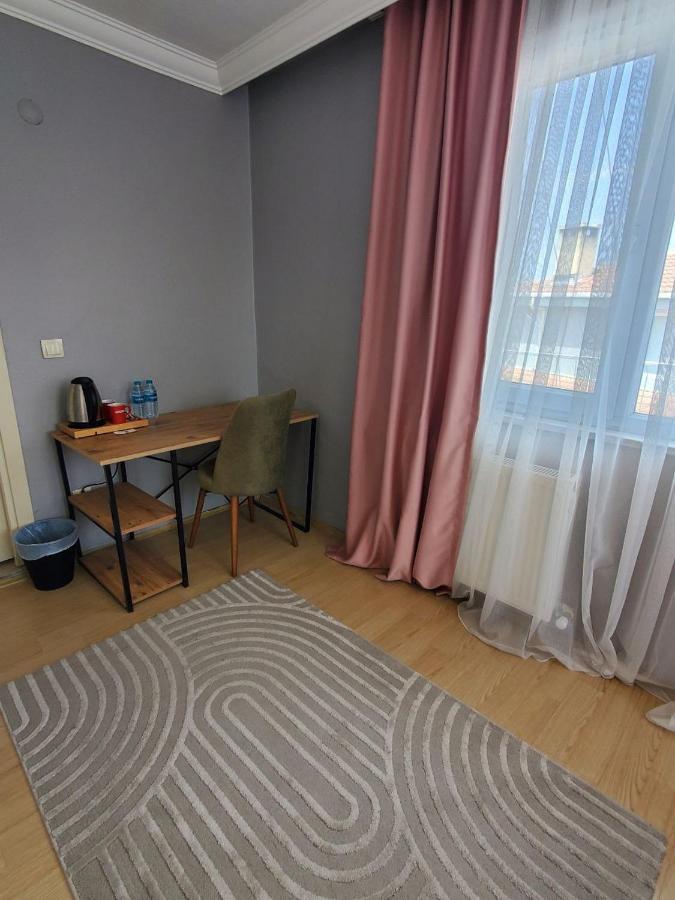 5 Mins To Airport Private Villa Room Istanbul Exterior photo